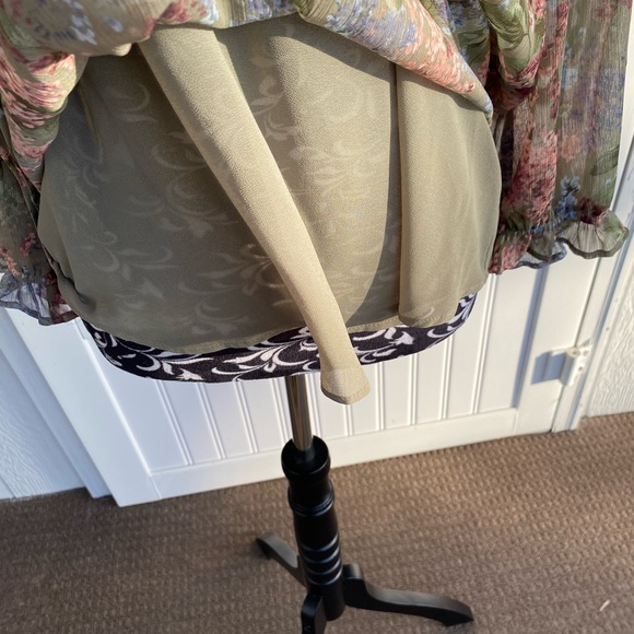 Cato Women's Sheer Floral Crepe Ruffle Poet Blouse Top Open Back with tie bow - Picture 13 of 16